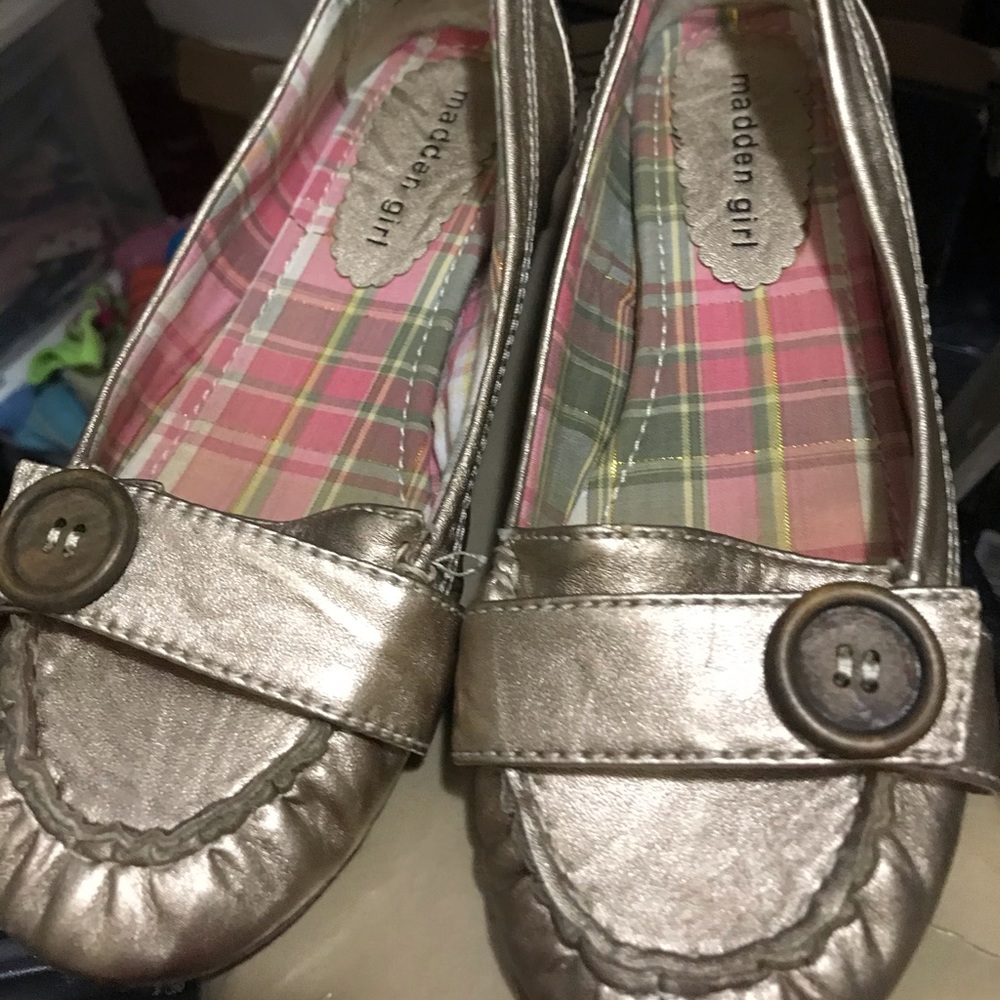 Madden Girl Gold Flats